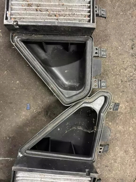 фото №6, Корпус фільтра салонний ліва права bmw 5 e60 e61