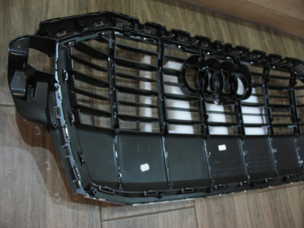 фото №8, Audi q7 4m lift решітка радіатора 4m0853651aj/ah/ag/af