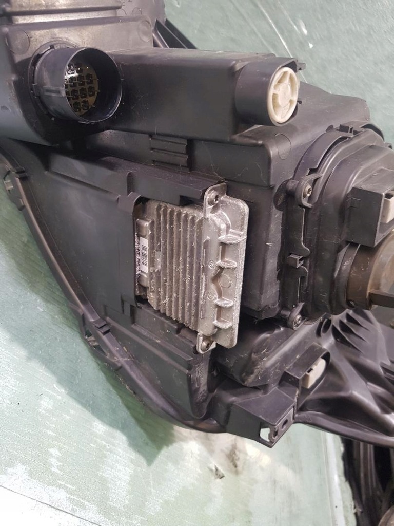 фото №6, Ксенон правый перед jaguar xj x351 aw9313w029cd