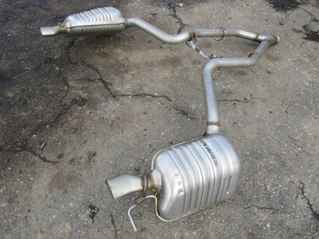 Глушники вихлоп mercedes-benz cls c218 218 3.0 cdi a2124910200 Доставка