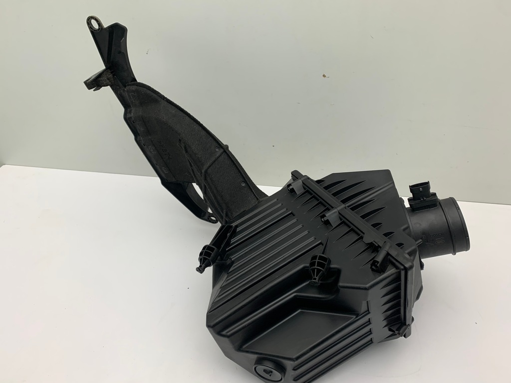 фото №6, Корпус фильтра воздуха e-pace 2.0d gj32-9600-ad