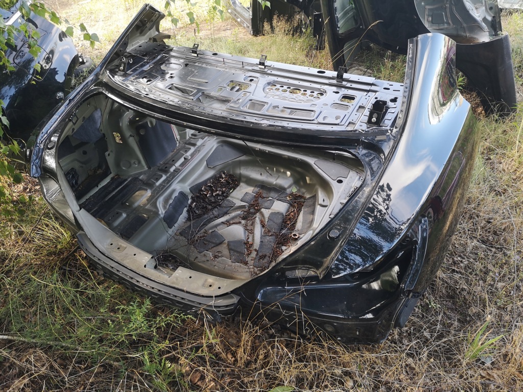 фото №1, Mercedes cla w117 чверть правий задня крила sedan