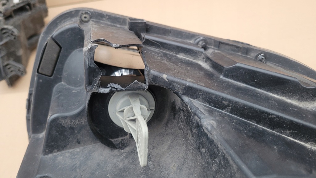 фото №8, Dacia duster i lift лампа левая перед фара левый