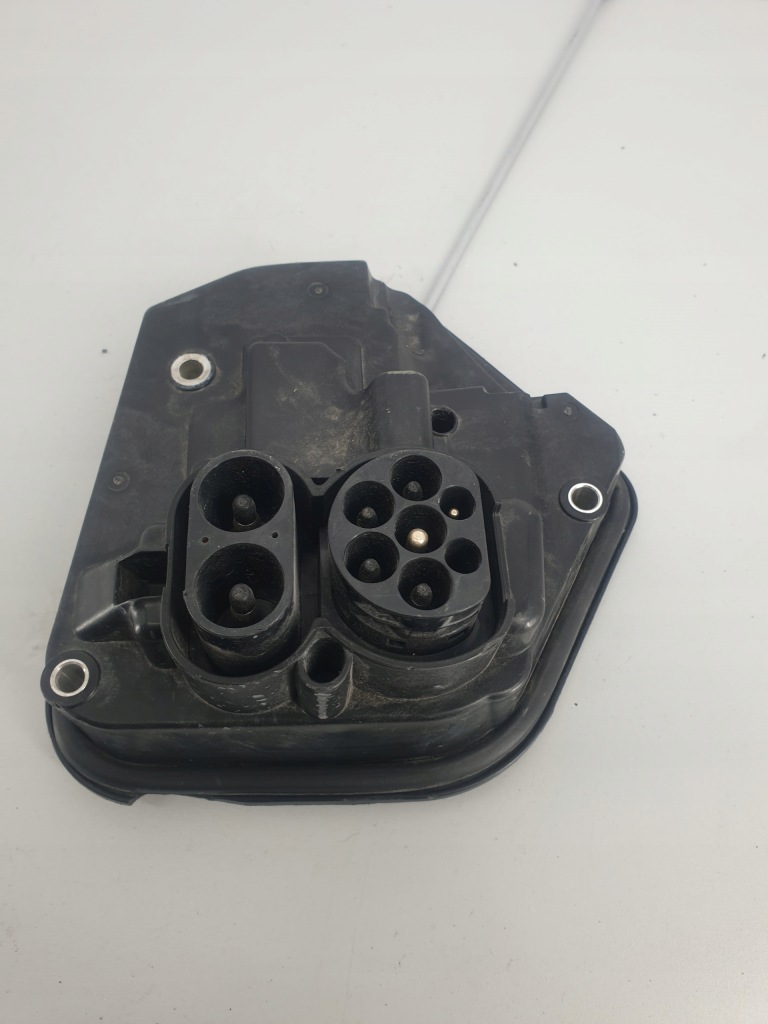 фото №9, Tesla y iii port роз'єм заряджання 1490374-20-d