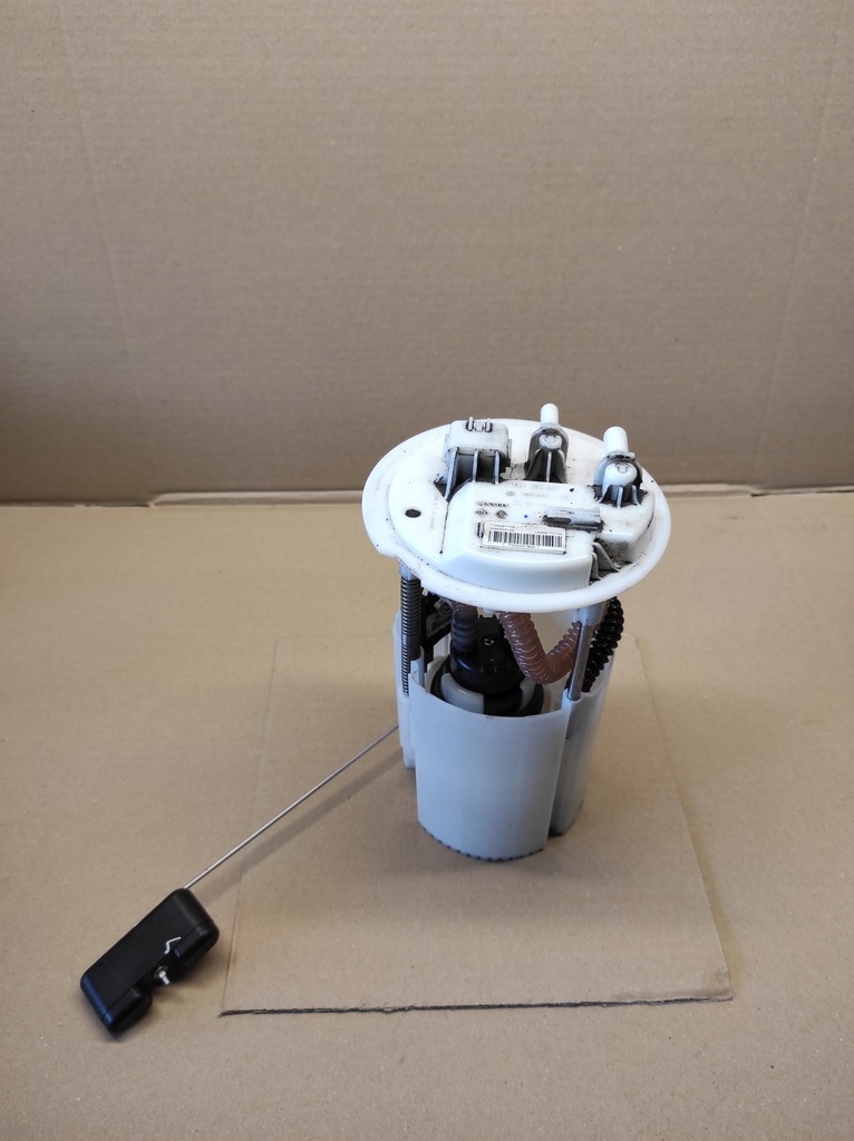 фото №1, Насос топлива renault scenic iii 1.6dci 172028171r