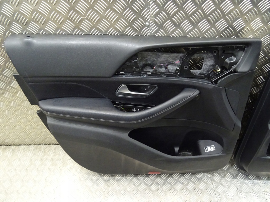 фото №14, Mercedes w167 комплект сидений kanpa обшивки подлокотник kpl