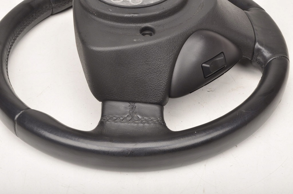 фото №12, Aston martin db9 повітропровід шкіряний багатофункціональний