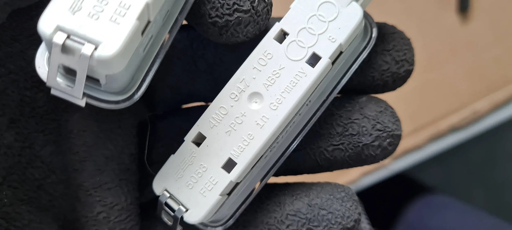 фото №11, Q5 80a sq5 лампа led стельовий 4m0947105 a4 b9 8w a5 8w 2 штуки