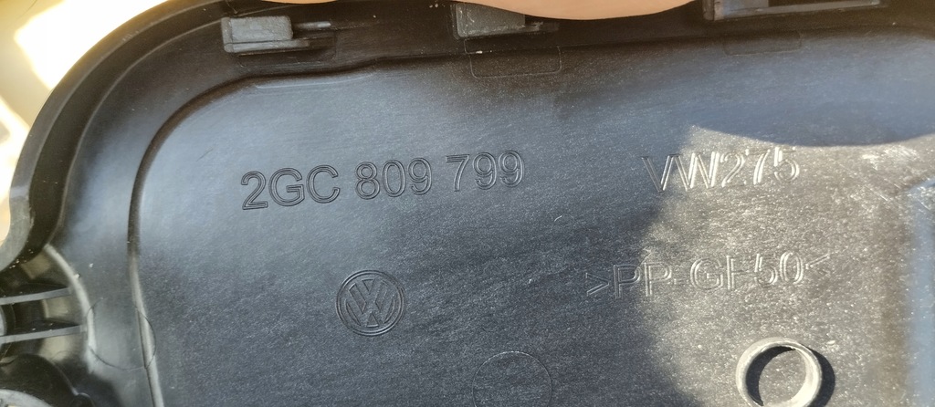фото №5, Кришка заливної пального volkswagen vw t-roc 1,5 tsi cabrio 2gc809799
