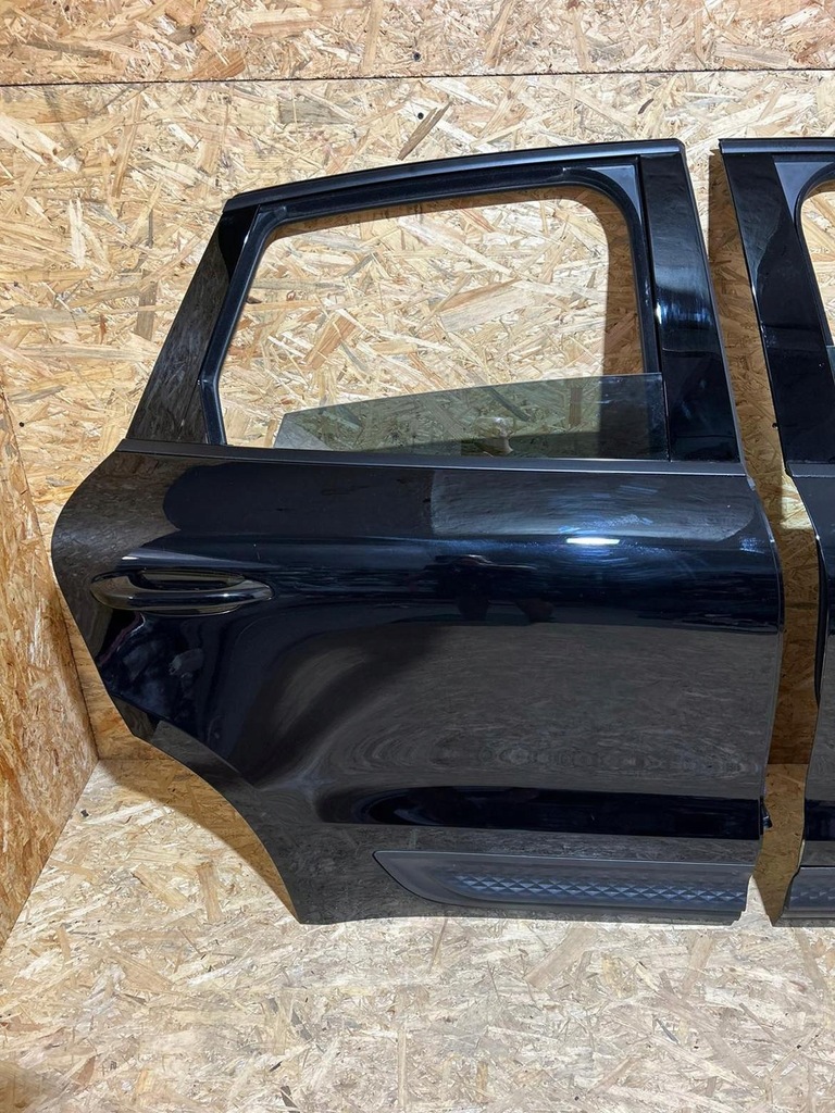 фото №13, Дверь правое задняя задние porsche macan lift 2021 - 2023