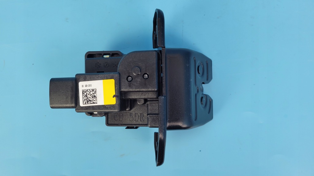 фото №10, Kia ceed 3 iii lift замок крышки багажника 13921-00010