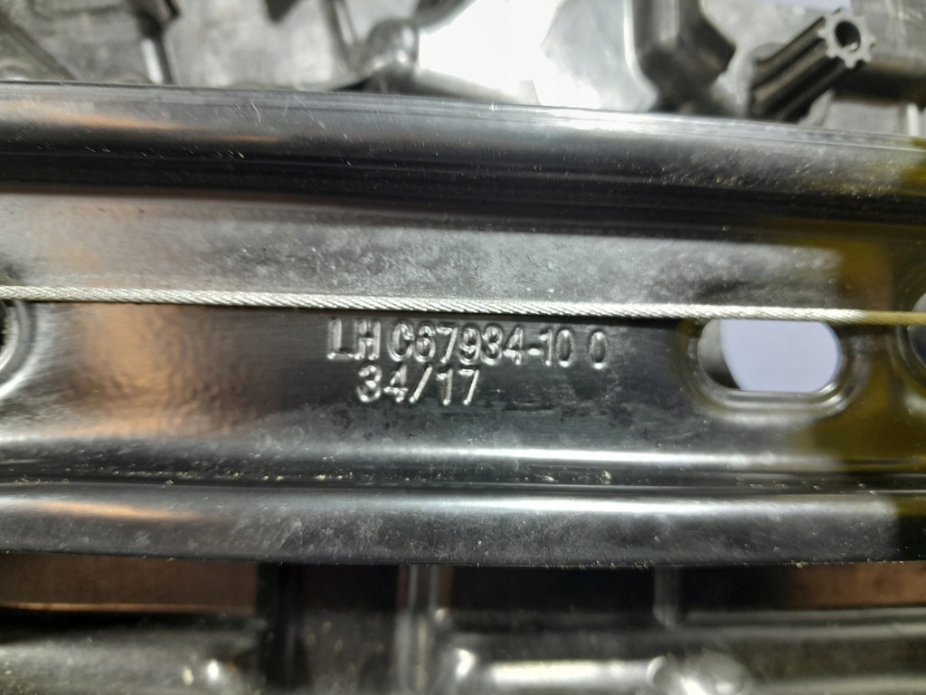 фото №7, Volvo s90 v90 ii 16- подъемник стекло перед левый c67934-10