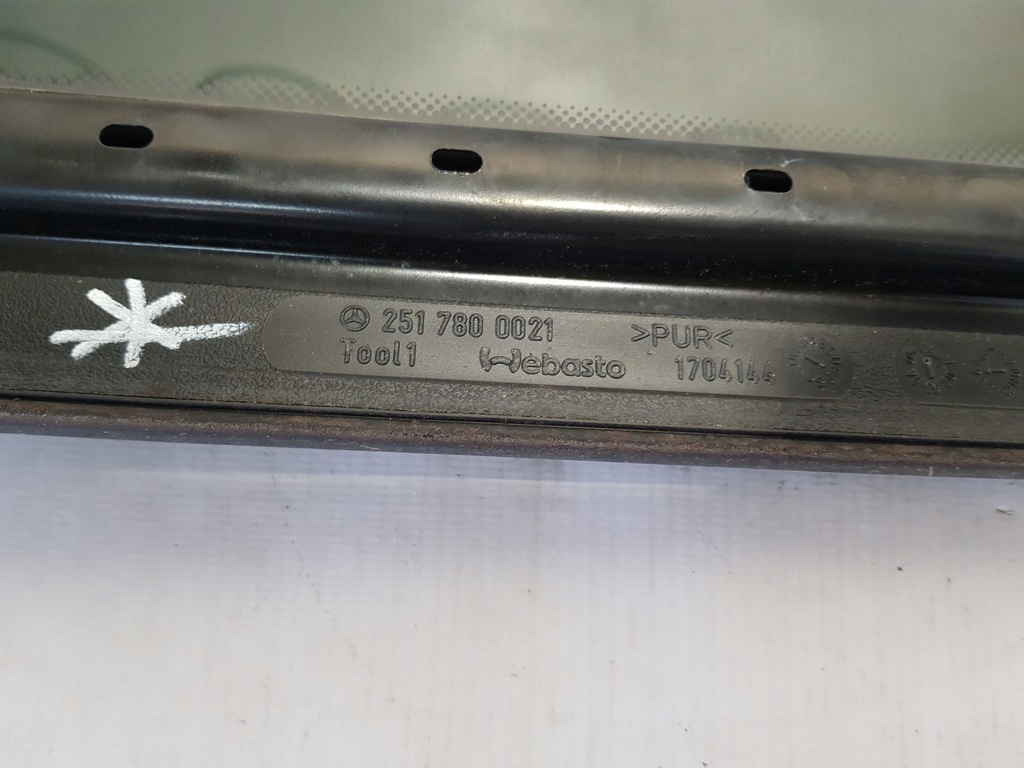 фото №8, Люк стекло mercedes w251 a2517800021