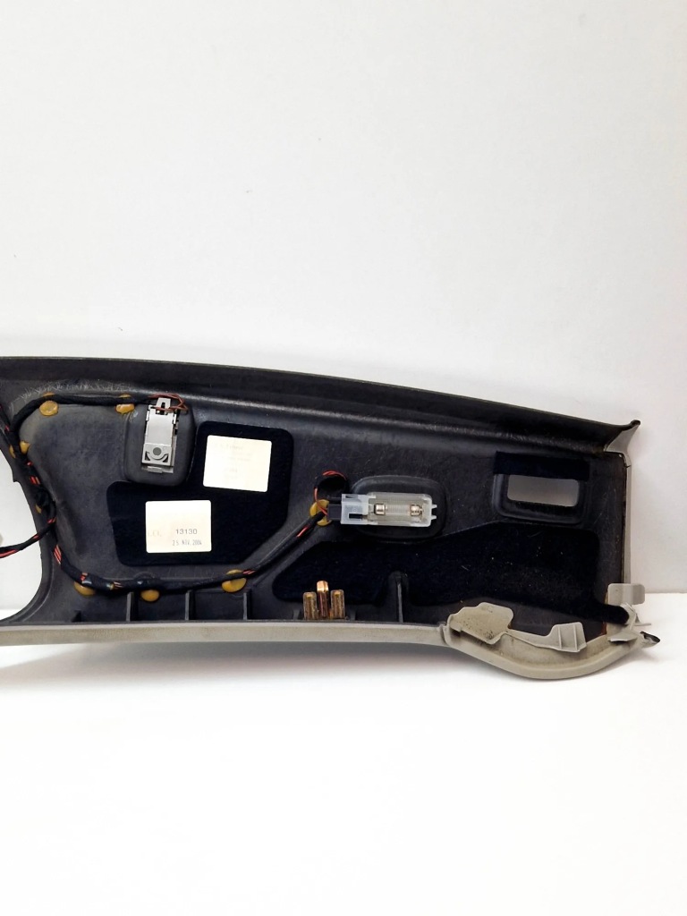 фото №8, Верхний молдинг передней стекло mercedes-benz sl r230 a2306900050 33612129