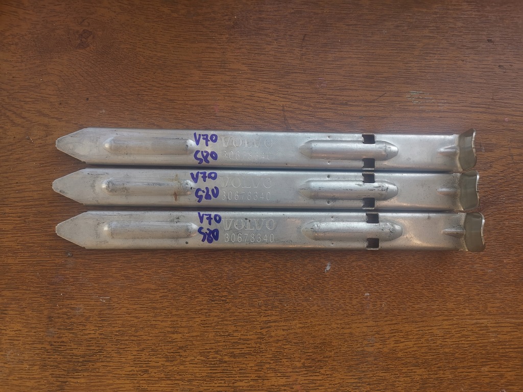 фото №1, Volvo v70 s80 кронштейн кронштейн лампы фара