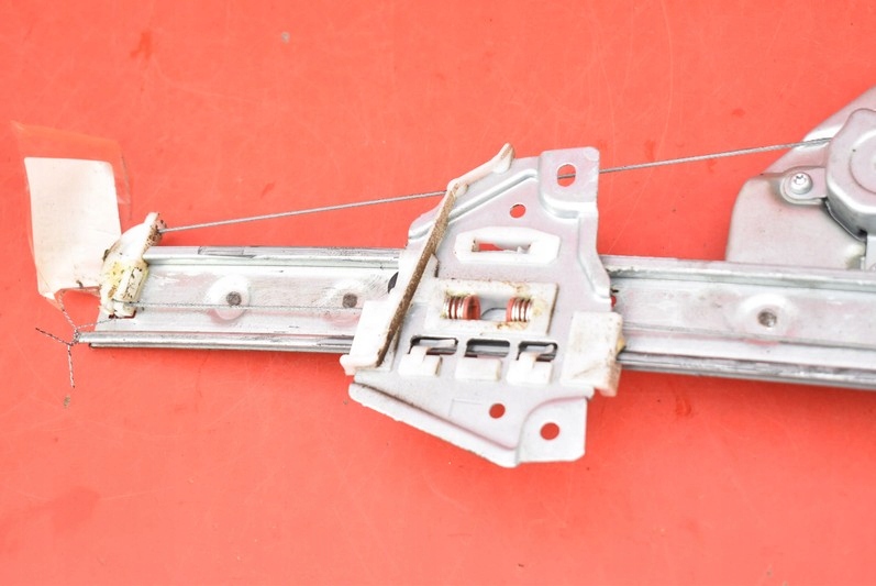 фото №6, Подъемник стекло левый перед suzuki grand vitara ii