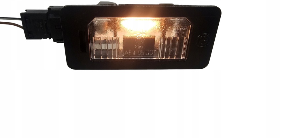 фото №13, Bmw e46 e90 e92 e60 e71 лампа подсветка номерного знака регистрационный 7165646