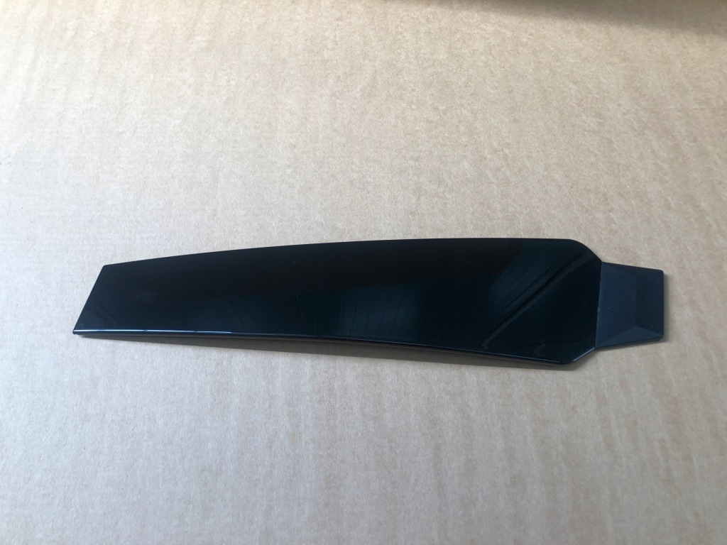 фото №1, Audi q8 защита стойка правая 4m8853290 t94