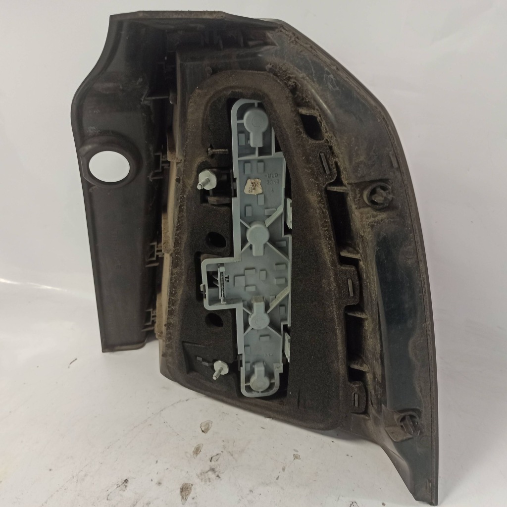 фото №10, Opel zafira b лампа левый задняя оригинал 24451841