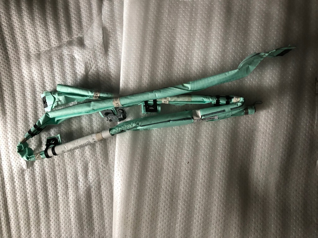 фото №1, Mercedes w222 long шторка безопасности 2228601302