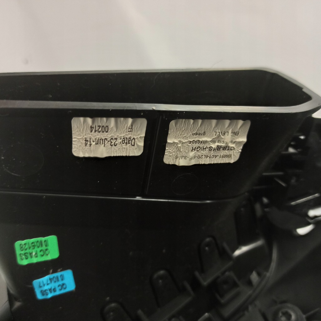 фото №10, Ford focus mk3 рамка панель радио решётки обдув средний bm51-18835