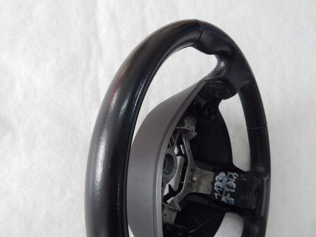 фото №8, Nissan nv200 - воздуховод кожа oryg