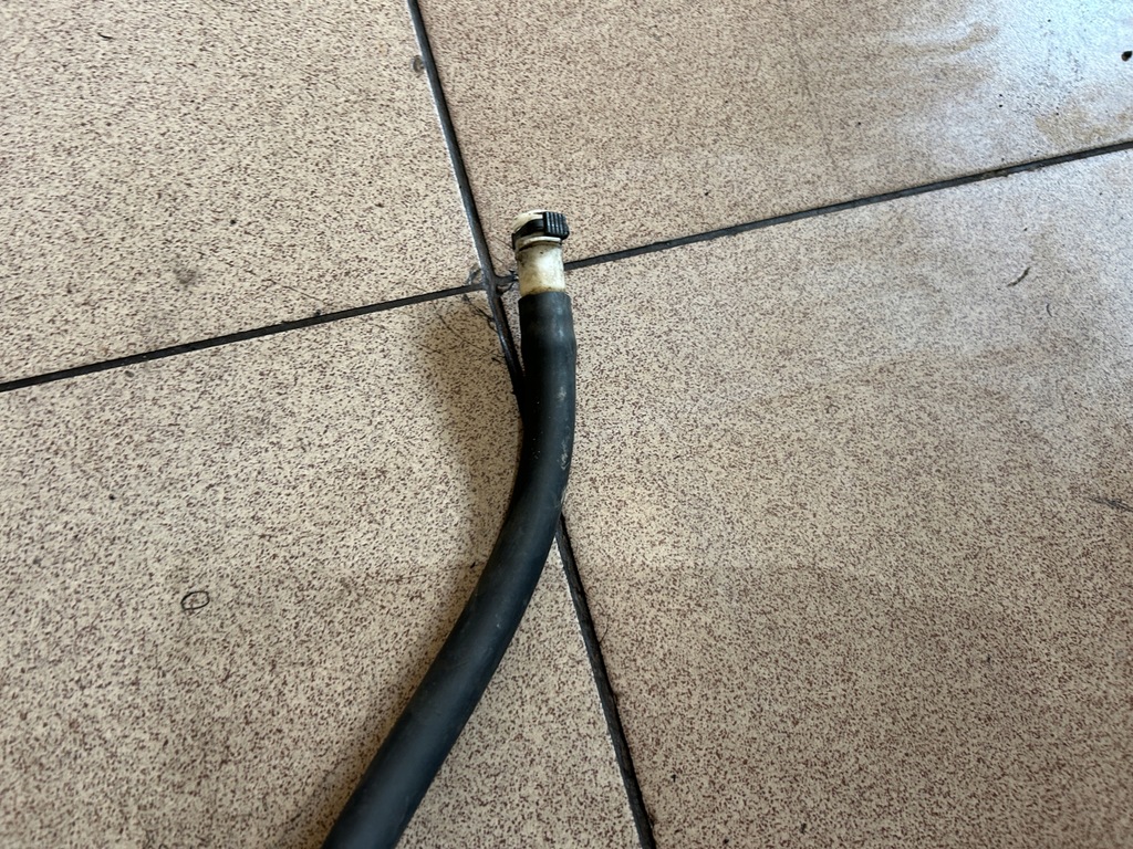 фото №9, Бачок омывателя pod ксенон насос audi a6 c5 kombi