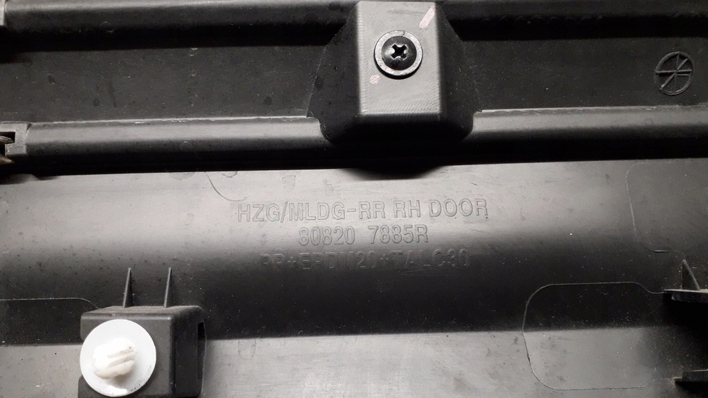 фото №10, Renault koleos 2 ii молдинг правий задня 808207885r