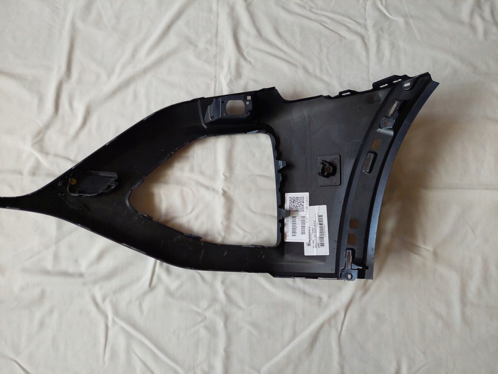 Бампер - уголок - правый перед - audi e-tron - 4ke Цена