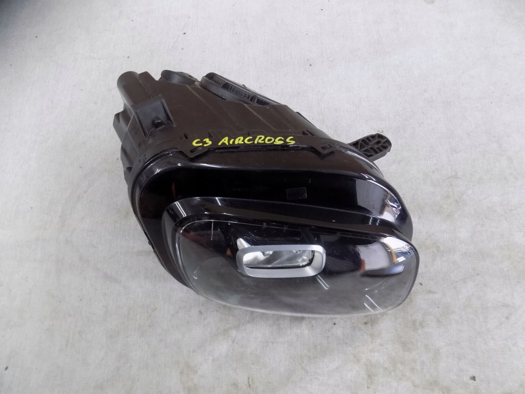 Citroen c3 aircross лампа правая перед 462161423 Киев