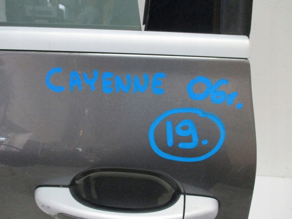 фото №10, Дверь левая задние porsche cayenne 06r