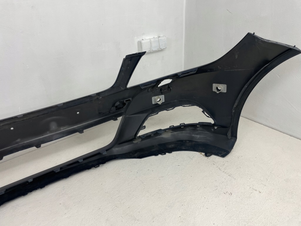 Бампер перед mercedes w204 рестайлинг  c-klasa Оригинал