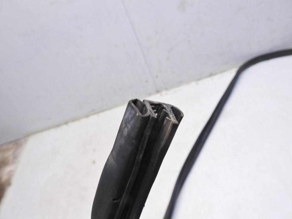 фото №5, Прокладка двері права chrysler sebring iii