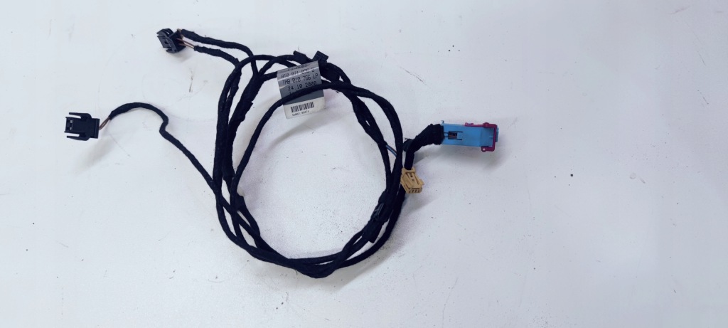 фото №1, Джгут обшивка двері права audi a5 8t0971036b