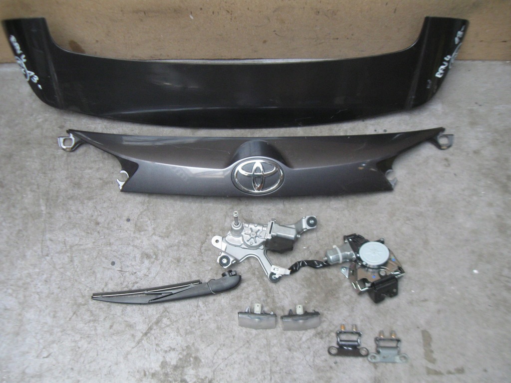 фото №1, Світло стоп замок кришки toyota rav4 13- оригінал