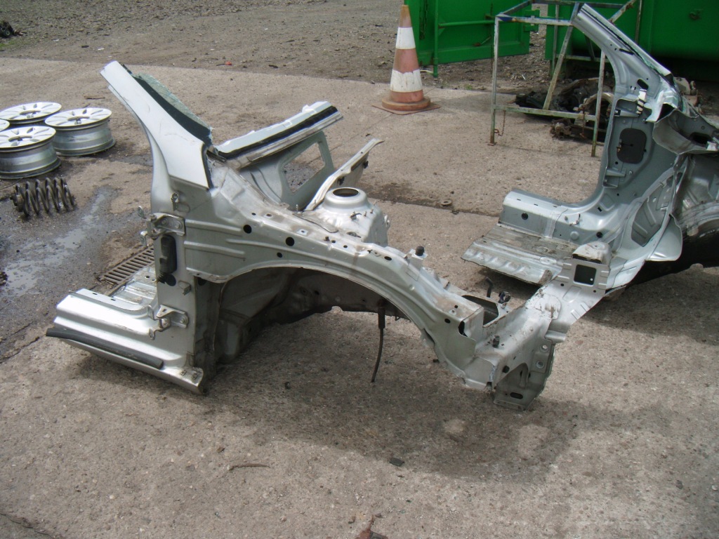 фото №2, Opel insignia a lift 2013-2017 універсал чверть підкрилок лонжерон правий перед