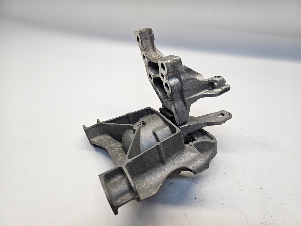 Кронштейн подушка двигателя expert jumpy proace iv 2.0 blue 16- #3022 в Украине