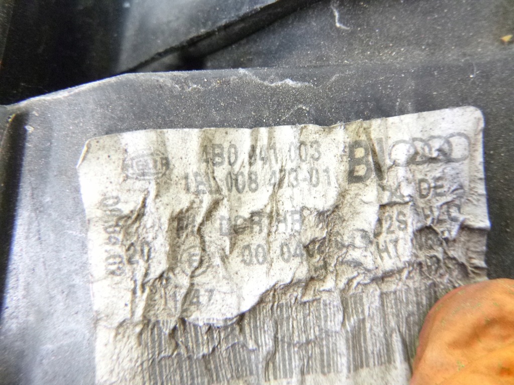 фото №7, Лампа передня ліва audi a6 c5 ксенон 2002r.