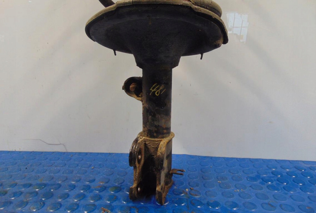 фото №2, Hyundai santa fe ii 2.2crdi амортизатор правый перед