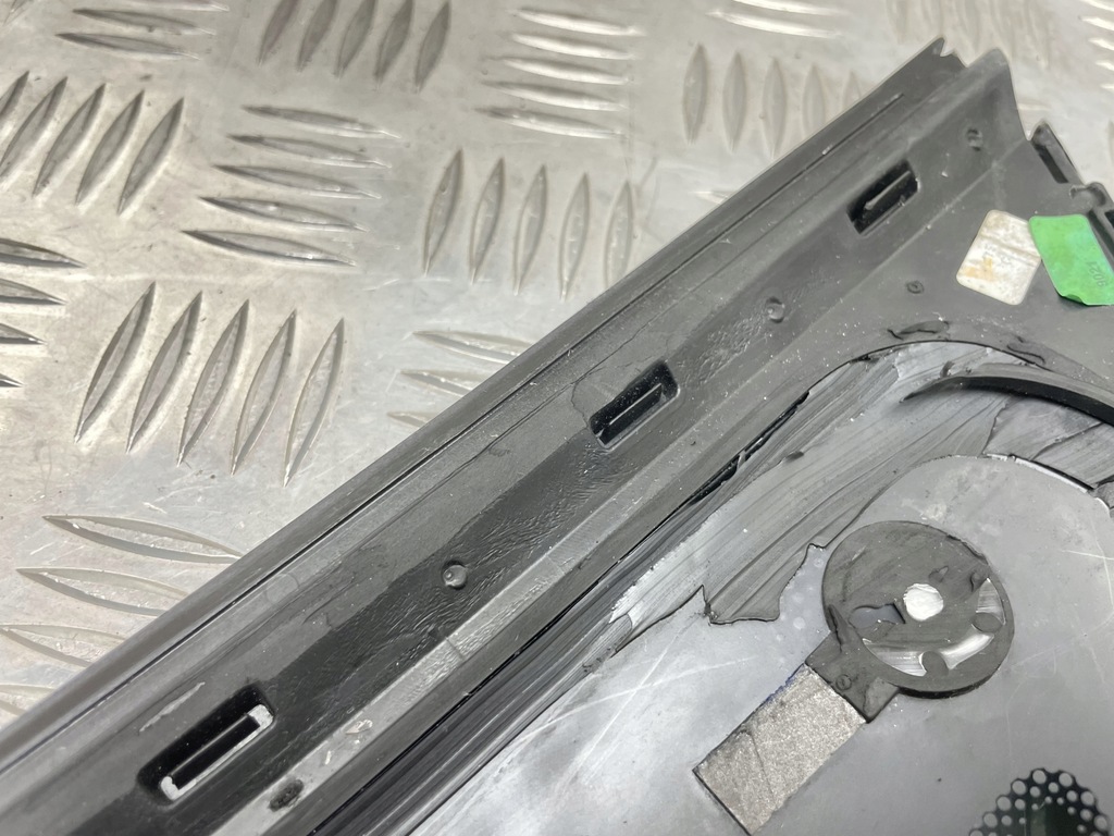 фото №12, Bmw f36 скло кузовна трикутник правий задня