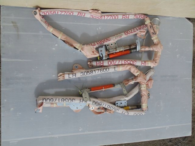 фото №1, Шторка безопасности правая nissan pathfinder 2006 rok.