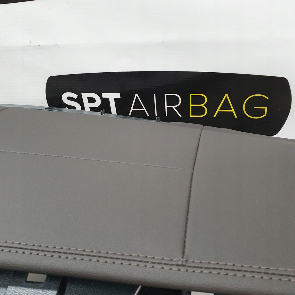 фото №5, Evoque панель приладів консоль подушки безпеки ремені подушка безпеки