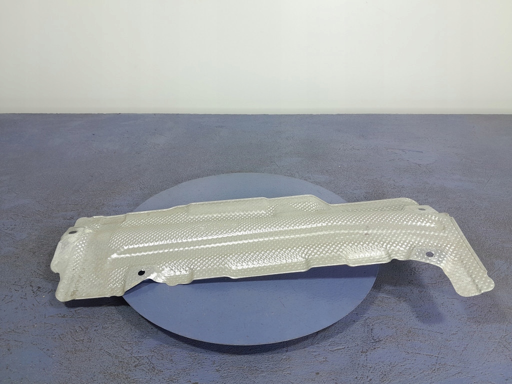 фото №1, Mercedes e w213 захист теплова a2136824400