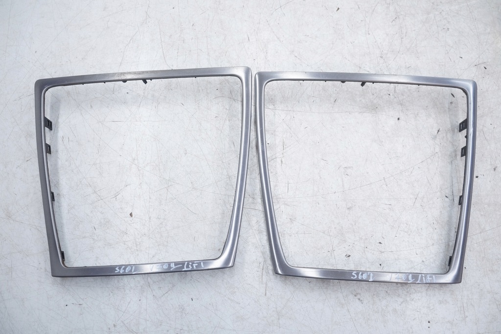 фото №1, Volvo v70 ii lift s60 i рамка захист радіо dekor радіо 30672110