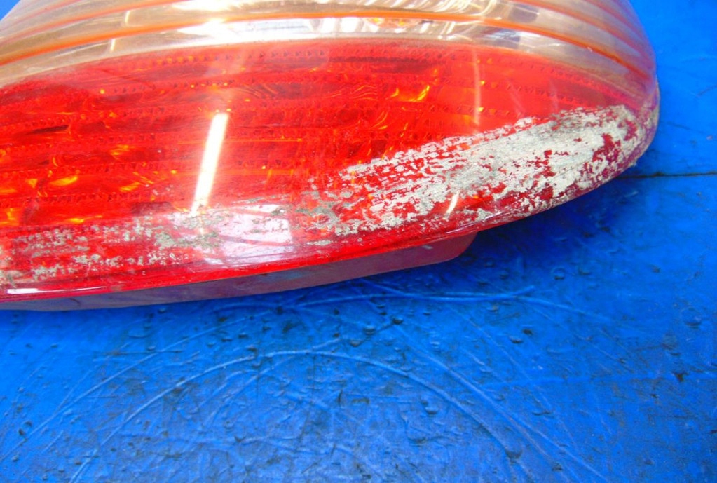 фото №3, Toyota avensis t22 лампа ліва задня