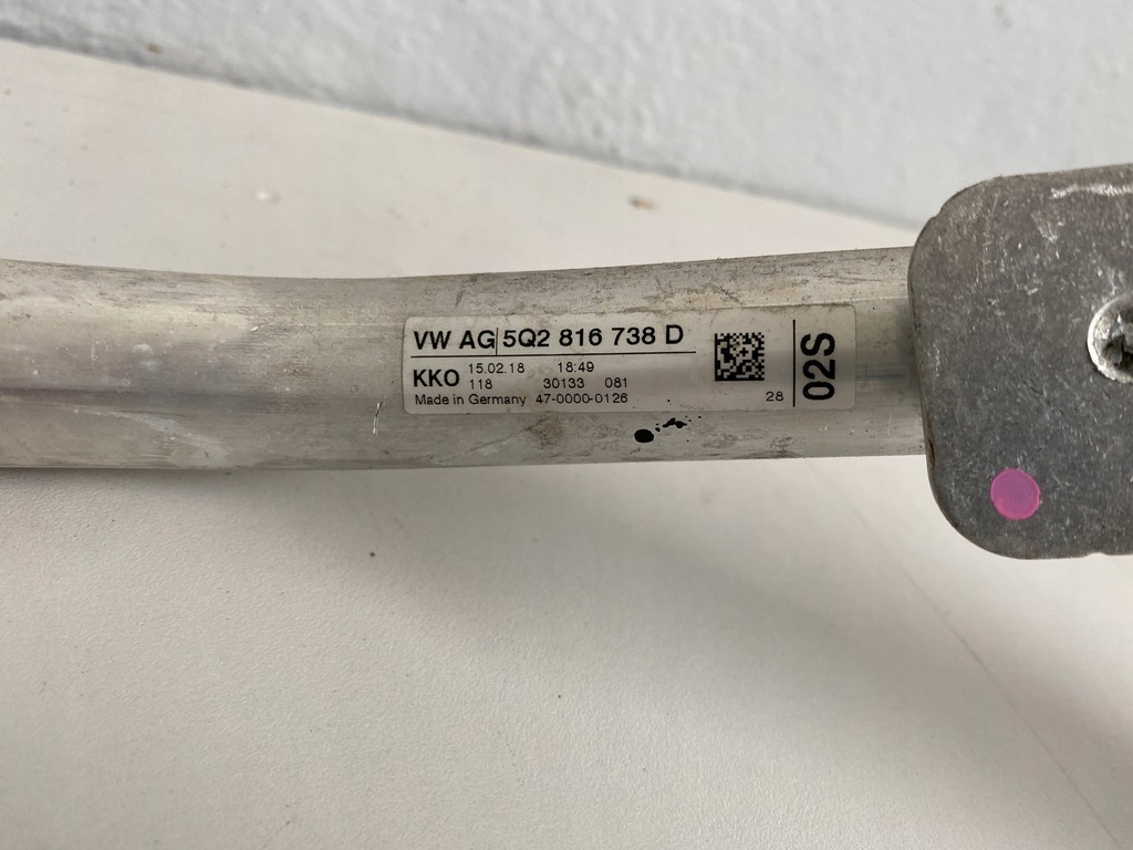 фото №3, Volkswagen оригинальный номер 5q2816738d шланг кондиционера