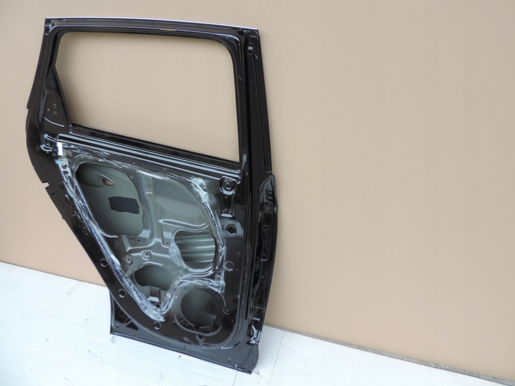 фото №10, Hyundai tucson iii 2021 левая задние дверь