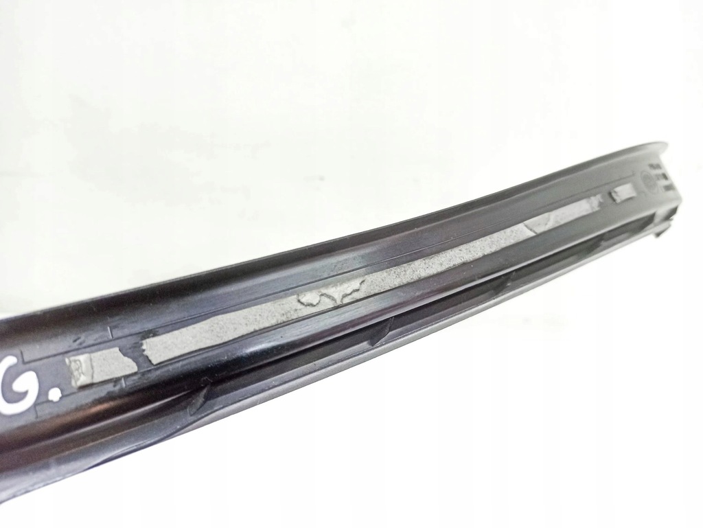 фото №15, Молдинг стекло задний задняя сторона левая land rover range rover sport l320 ejn00