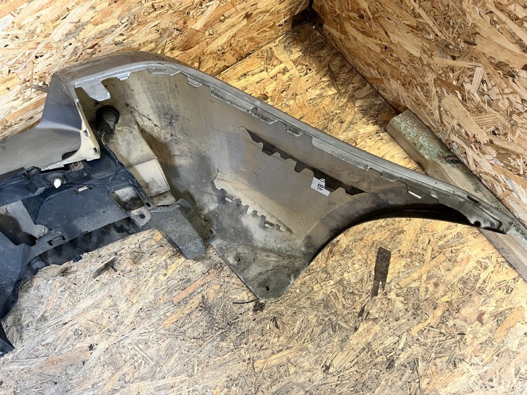 Бампер задня задній bmw x3 e83 pdc aero код лакофарбового покриття: a08/7 Оригінал