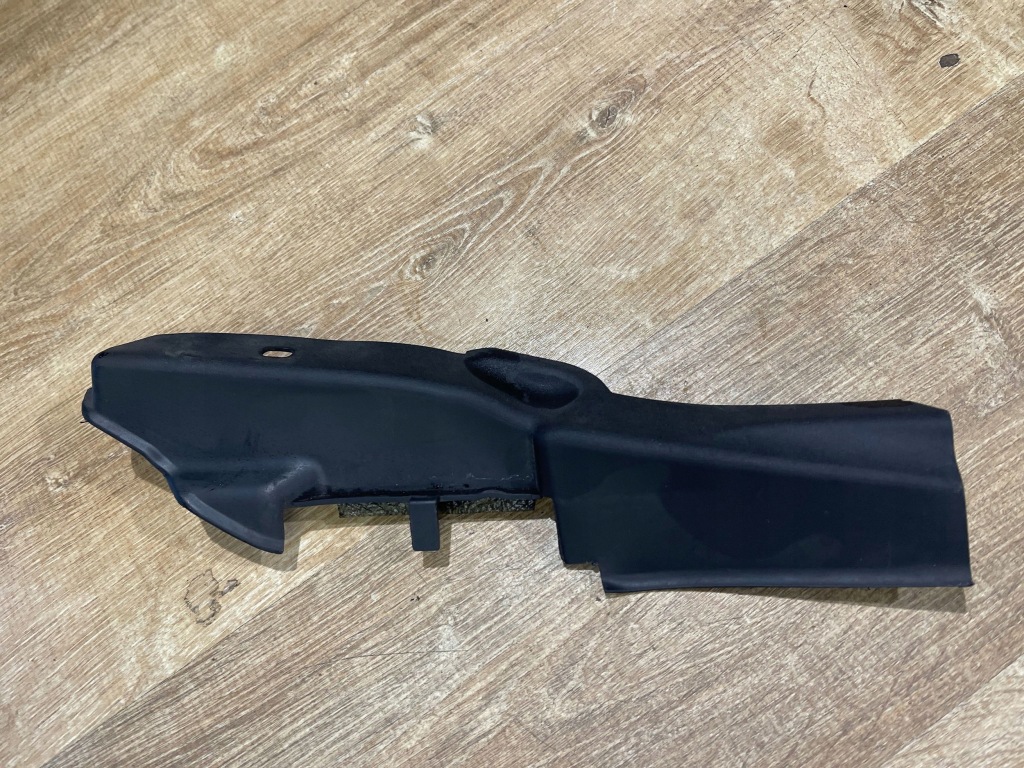 Купити Jaguar e-pace 2020 прокладка капот j9c302252ab